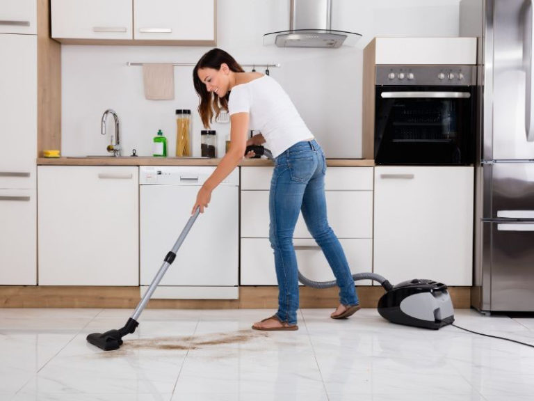 The Differences Between a Standard Cleaning and a Deep Cleaning