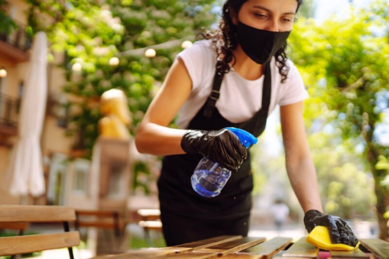 summer cleaning, cleaning services